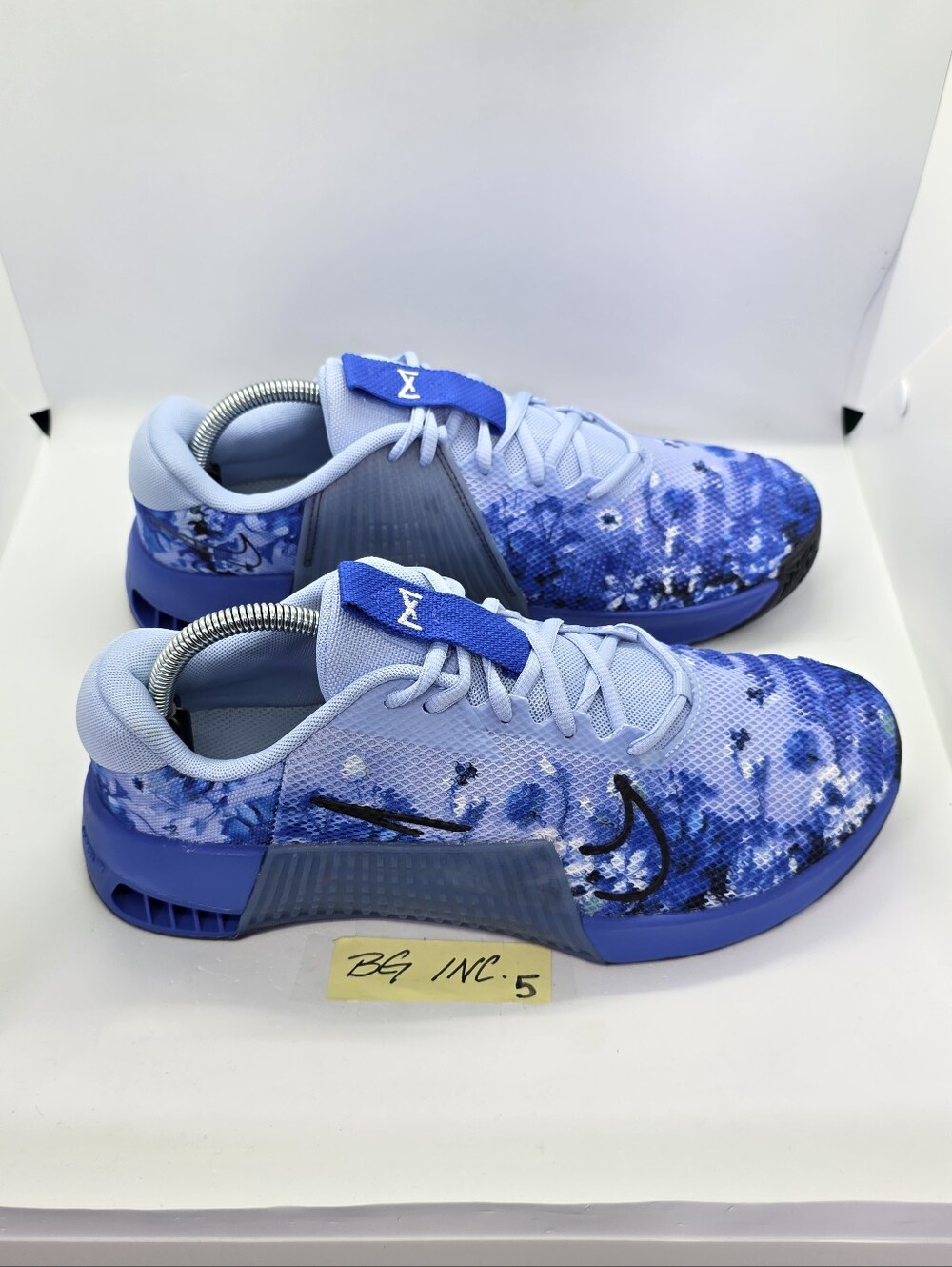Nike Men's Metcon 9 AMP Aluminum Size 9.5 Racer Blue Workout Shoe HJ6008-400 - Picture 7 of 13